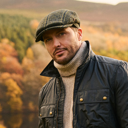 Gorra plana Finsbay con visera elongada de Harris Tweed de Failsworth - Bosque