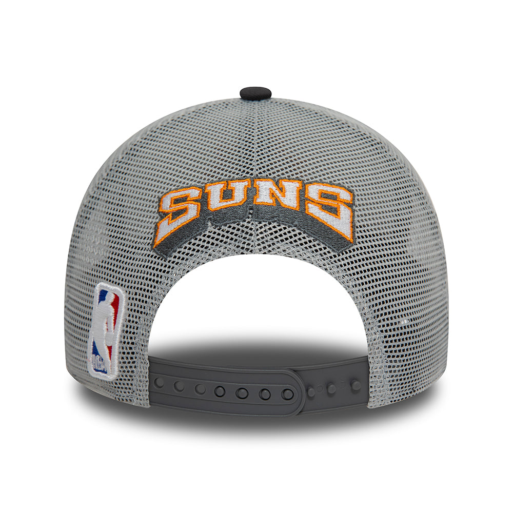 Gorra Trucker A-Frame NBA Rear Arch Phoenix Suns de New Era - Gris-Grafito