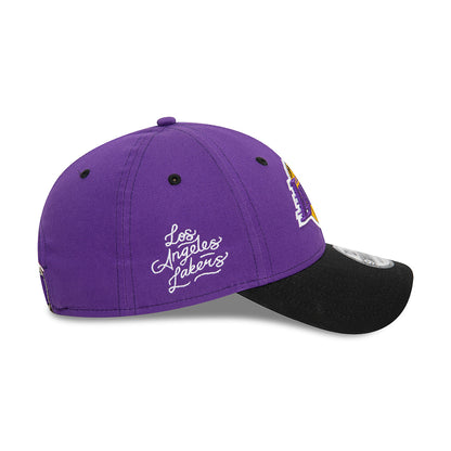 Gorra de béisbol 9FORTY NBA Side Patch L.A. Lakers de New Era - Morado-Negro