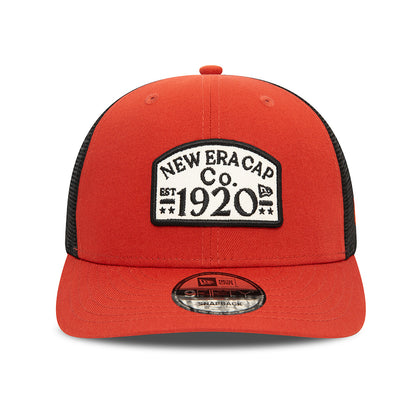 Gorra Trucker 9FIFTY de New Era - Ladrillo-Negro