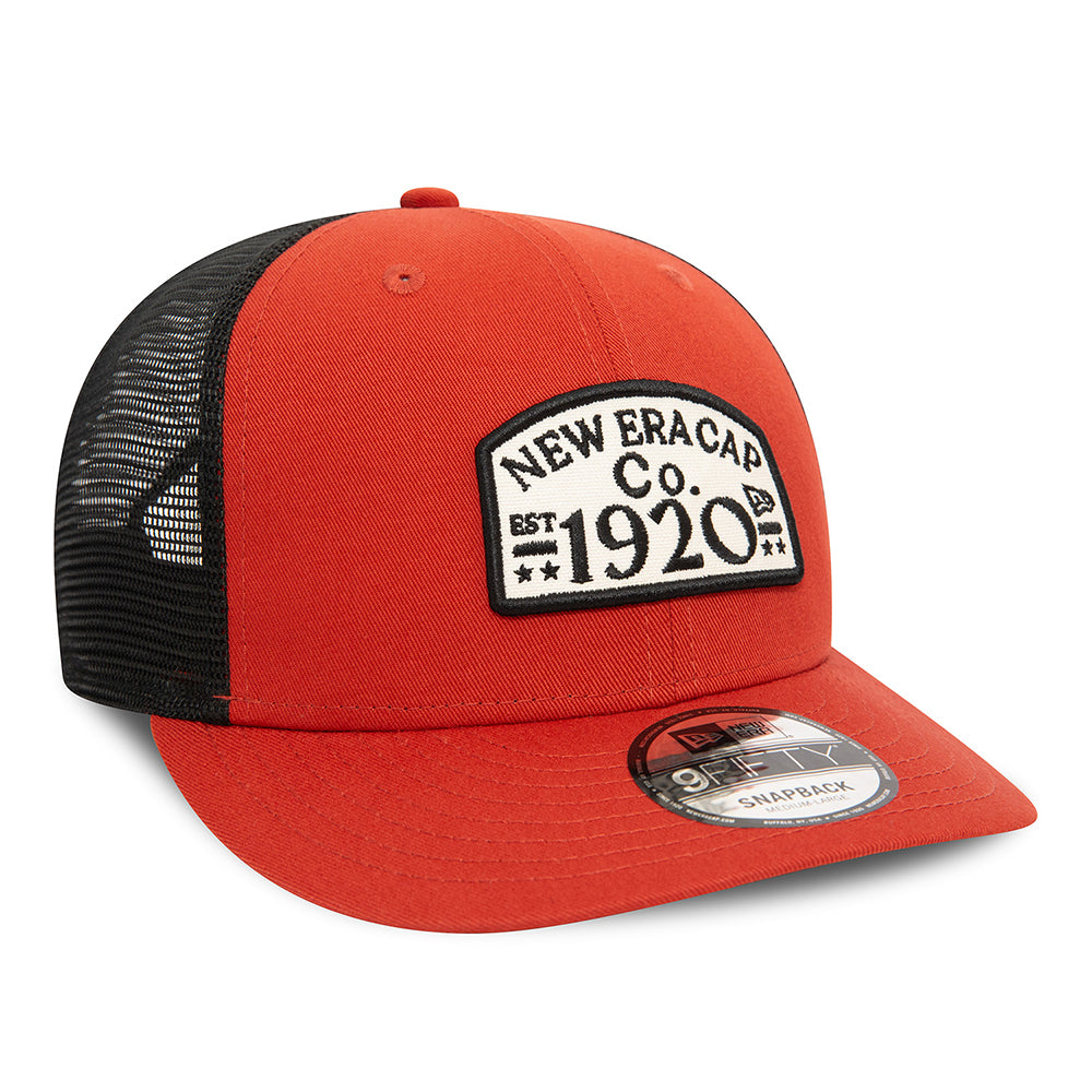 Gorra Trucker 9FIFTY de New Era - Ladrillo-Negro