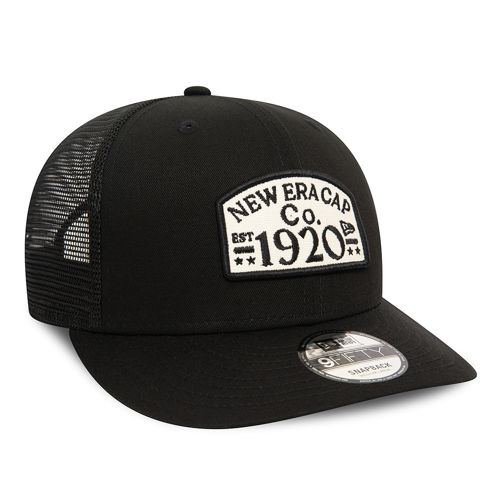 Gorra Trucker 9FIFTY Pre-curvada de New Era - Negro