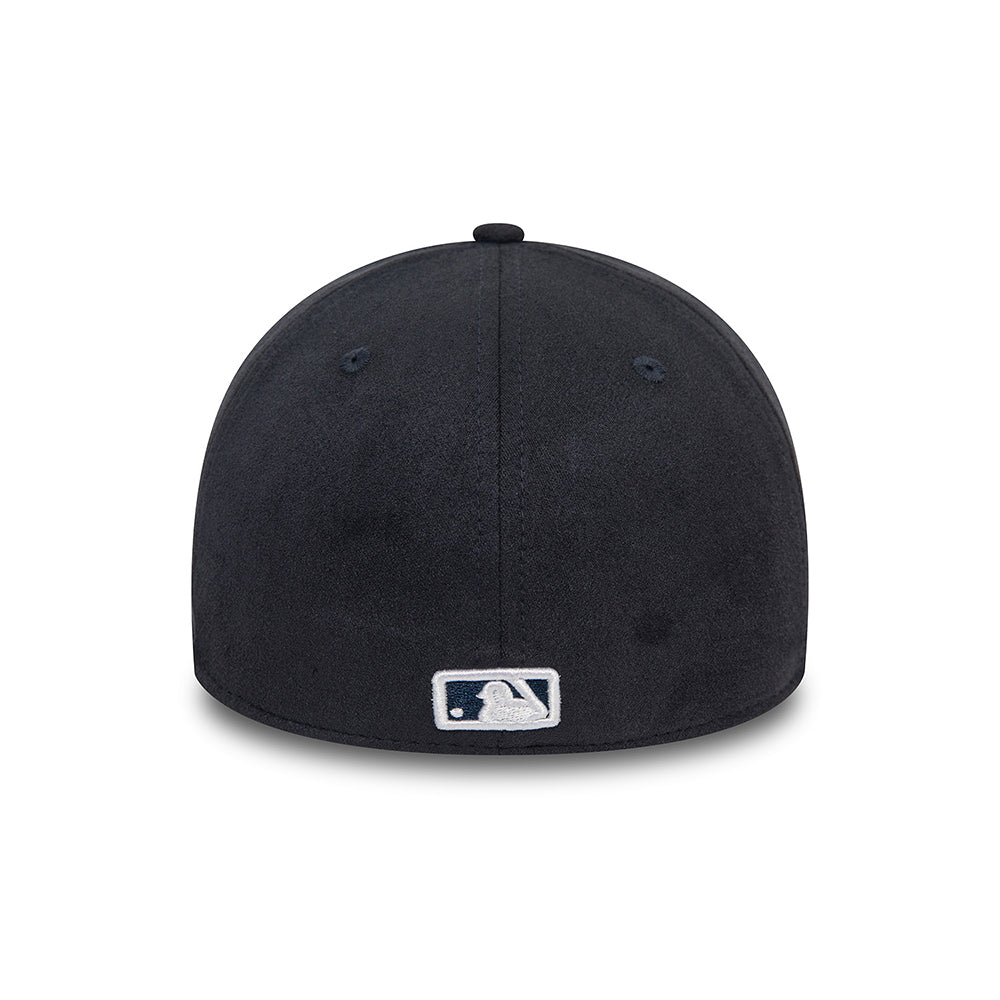 Gorra de béisbol 39THIRTY MLB Faux Suede New York Yankees de New Era - Azul Marino-Blanco