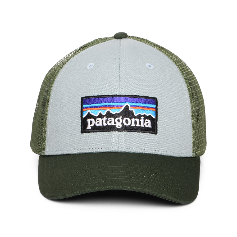 Gorra Trucker P-6 Logo LoPro de algodón orgánico de Patagonia - Azul Claro-Bosque