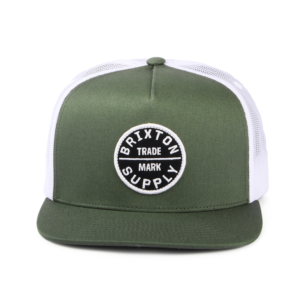 Gorra Trucker Oath MP de Brixton - Salvia Oscuro-Blanco