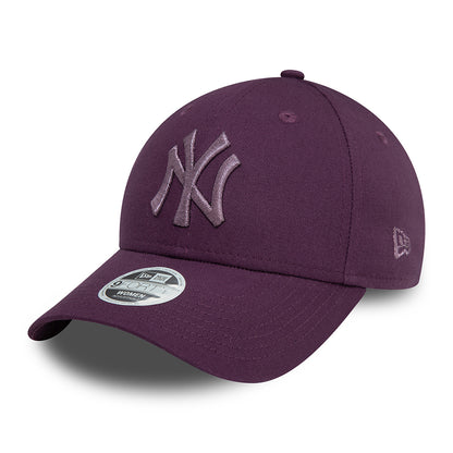 Gorra de béisbol 9FORTY MLB Metallic New York Yankees para mujeres de New Era - Ciruela