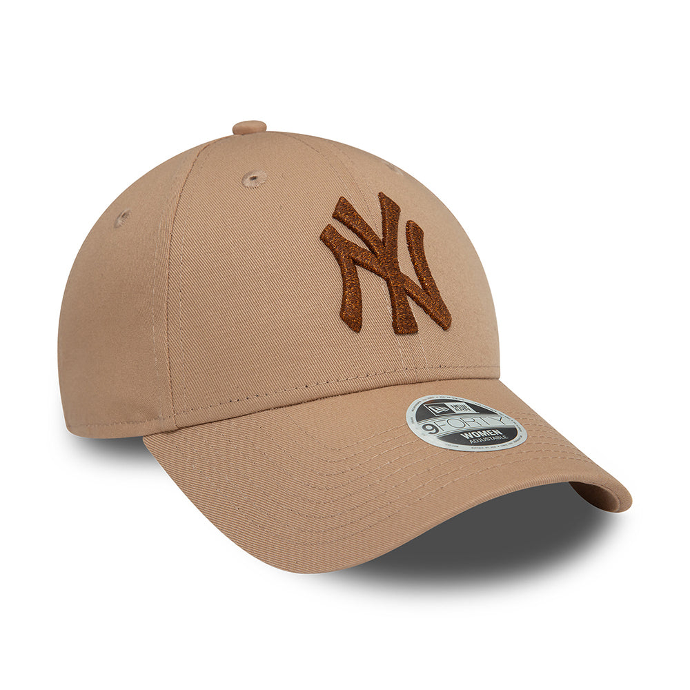 Gorra de béisbol 9FORTY MLB Metallic New York Yankees para mujeres de New Era - Gris Topo