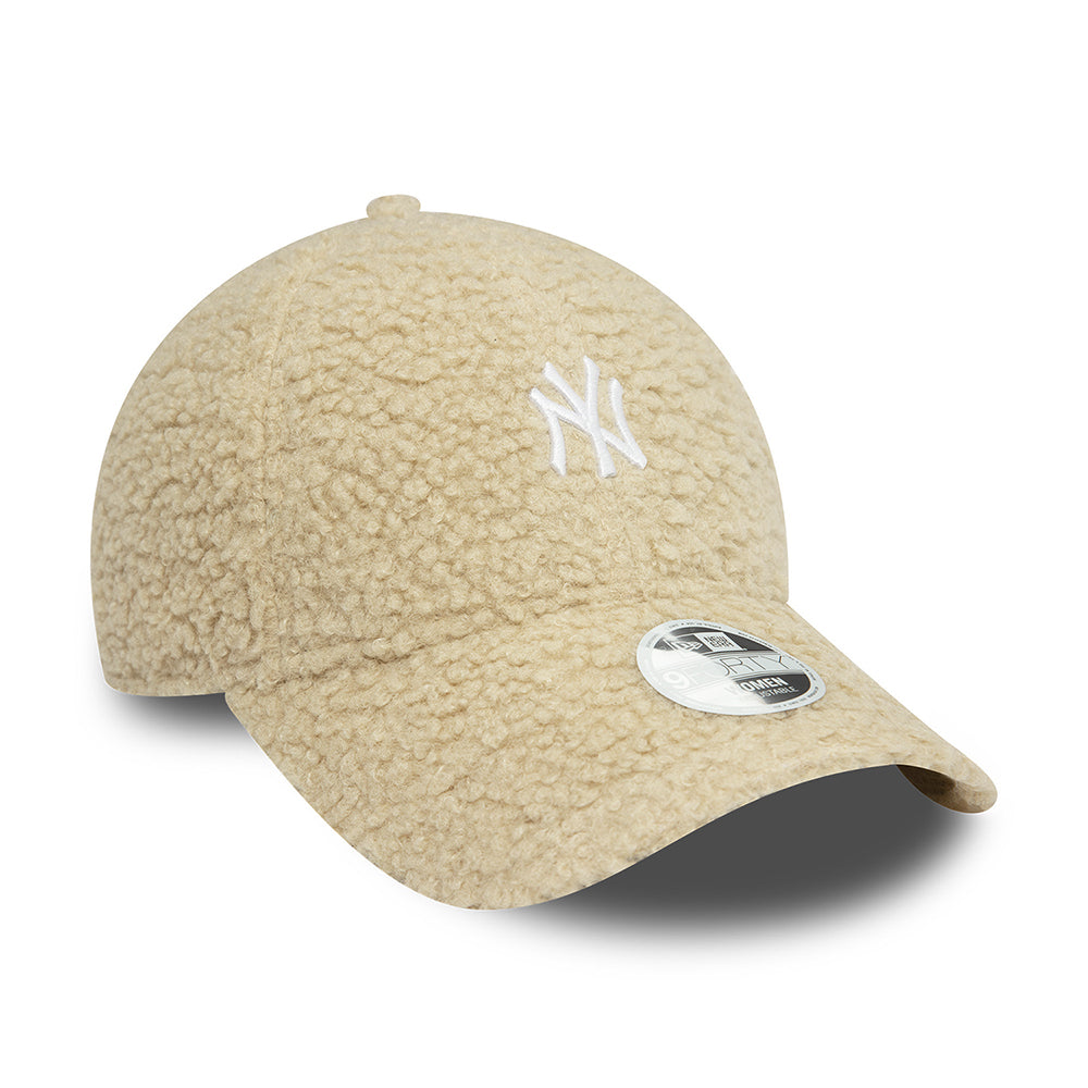 Gorra de béisbol 9FORTY MLB Borg New York Yankees de New Era - Piedra-Blanco