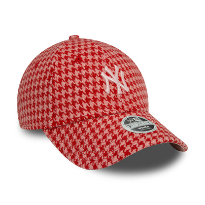 Gorra de béisbol 9FORTY - MLB Houndstooth New York Yankees para mujeres de New Era - Rosa-Escarlata