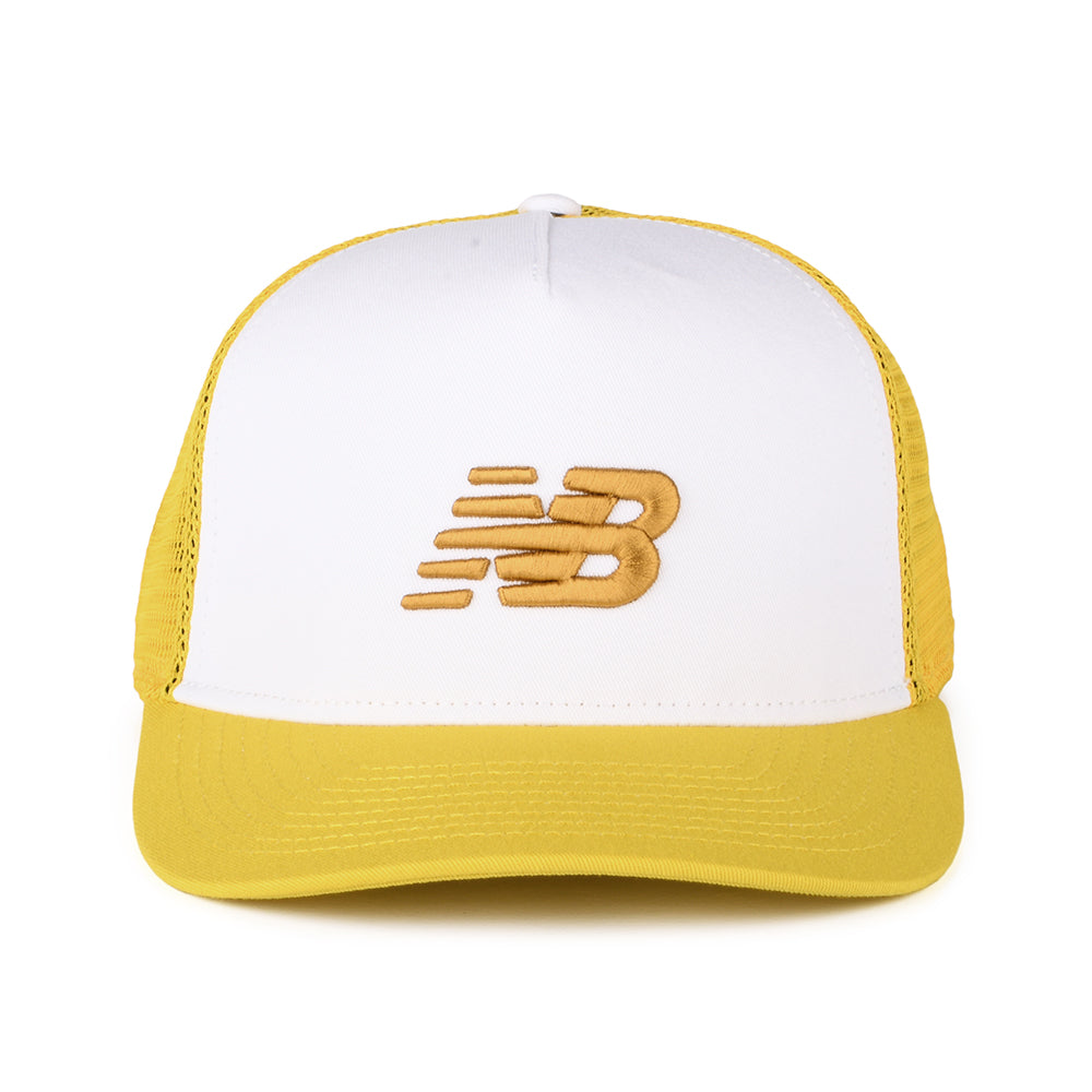 Gorra Trucker Sport Essentials de New Balance - Blanco-Limón