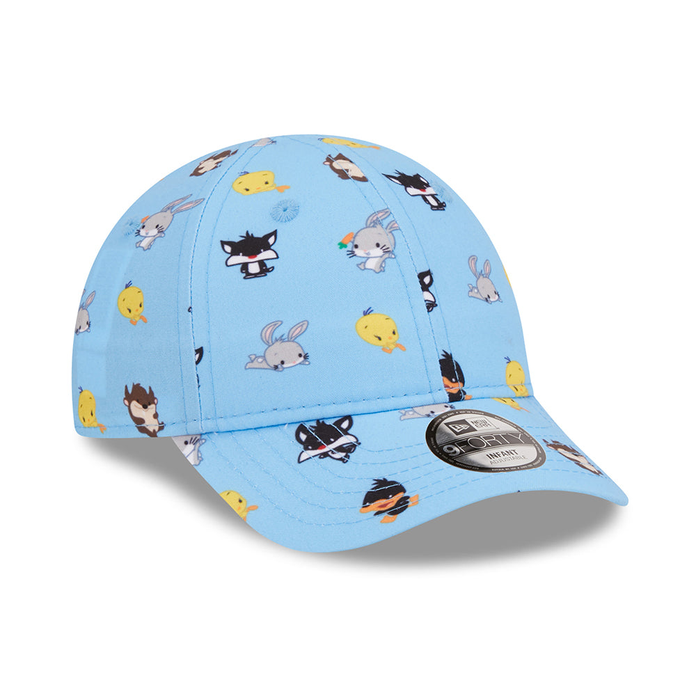 Gorra de béisbol bebé 9FORTY Looney Tunes AOP Multi Character de New Era - Azul Cielo