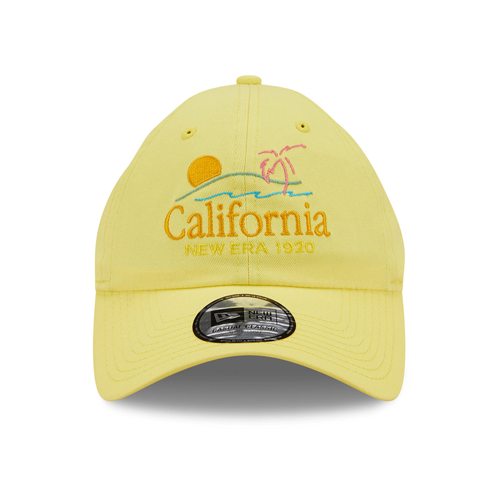 Gorra de béisbol 9TWENTY Script Casual Classic California de New Era - Amarillo