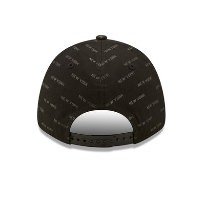 Gorra Snapback 9FORTY MLB Monogram AOP New York Yankees de New Era - Negro