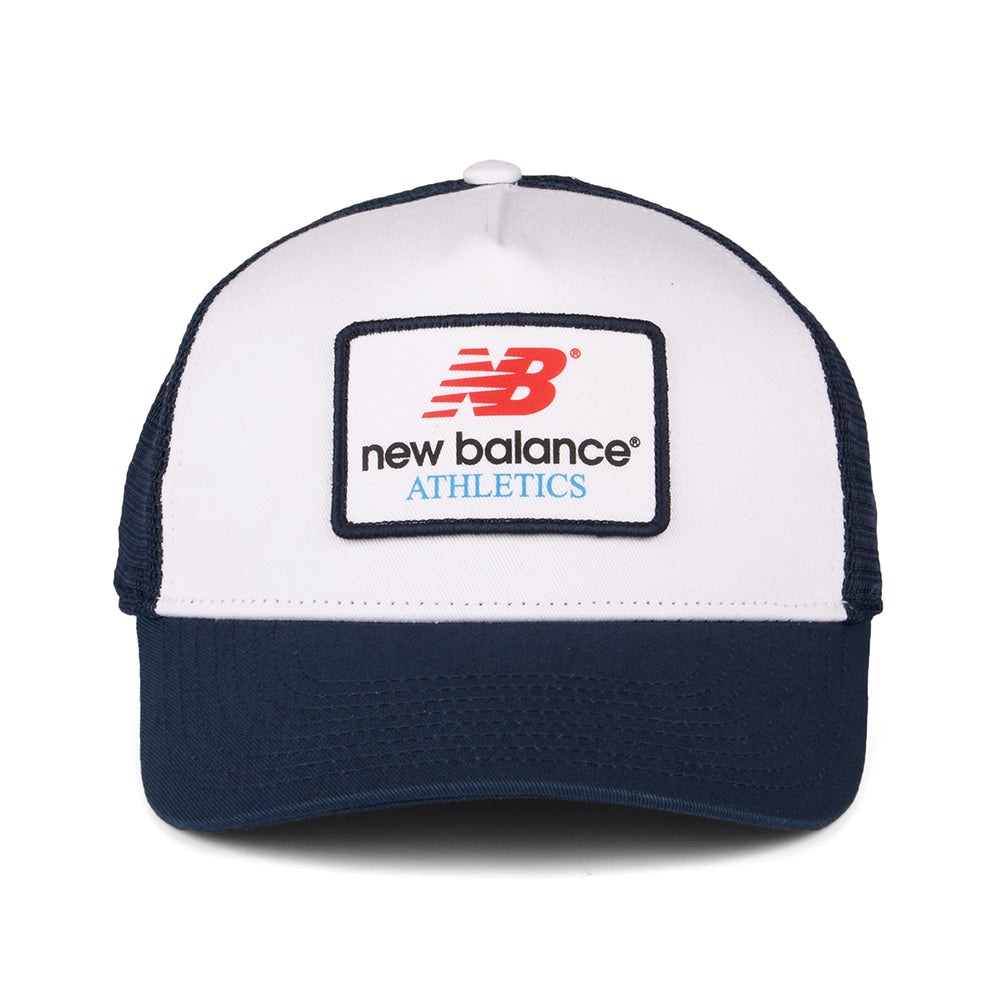 Gorra Trucker Lifestyle Athletics Graphic de New Balance - Blanco-Azul Marino