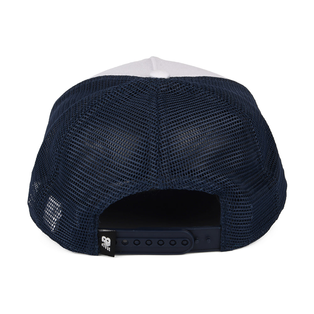 Gorra Trucker Lifestyle Athletics Graphic de New Balance - Blanco-Azul Marino