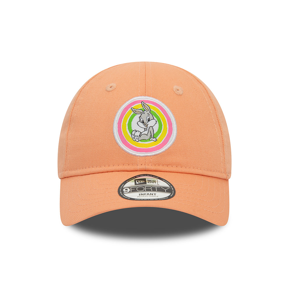 Gorra de béisbol bebé 9FORTY Pastel Looney Tunes Bugs Bunny de New Era - Melocotón